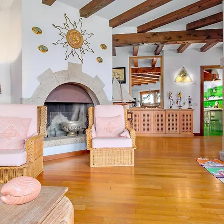 Silenis -puntaldia Villa